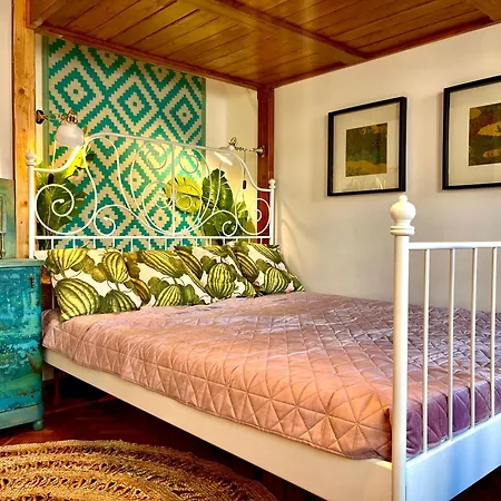 Cozy Art Flat Downtown Buda Apartament *